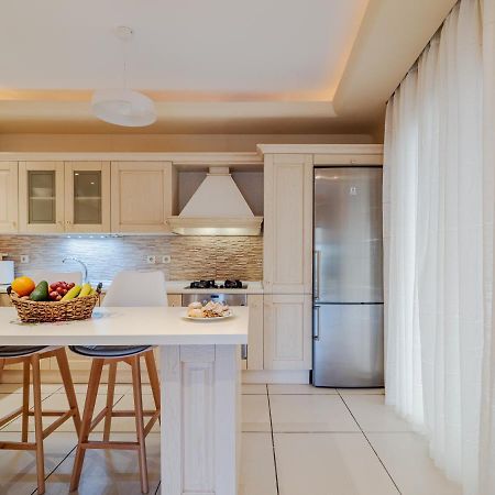 Aura Elegant Apartment Near Garitsa Bay Analipsis  Екстер'єр фото