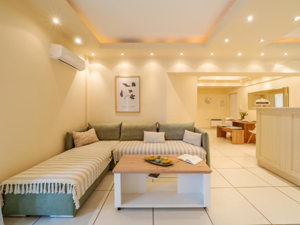 Aura Elegant Apartment Near Garitsa Bay Analipsis  Екстер'єр фото