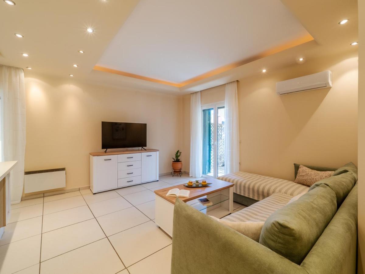 Aura Elegant Apartment Near Garitsa Bay Analipsis  Екстер'єр фото