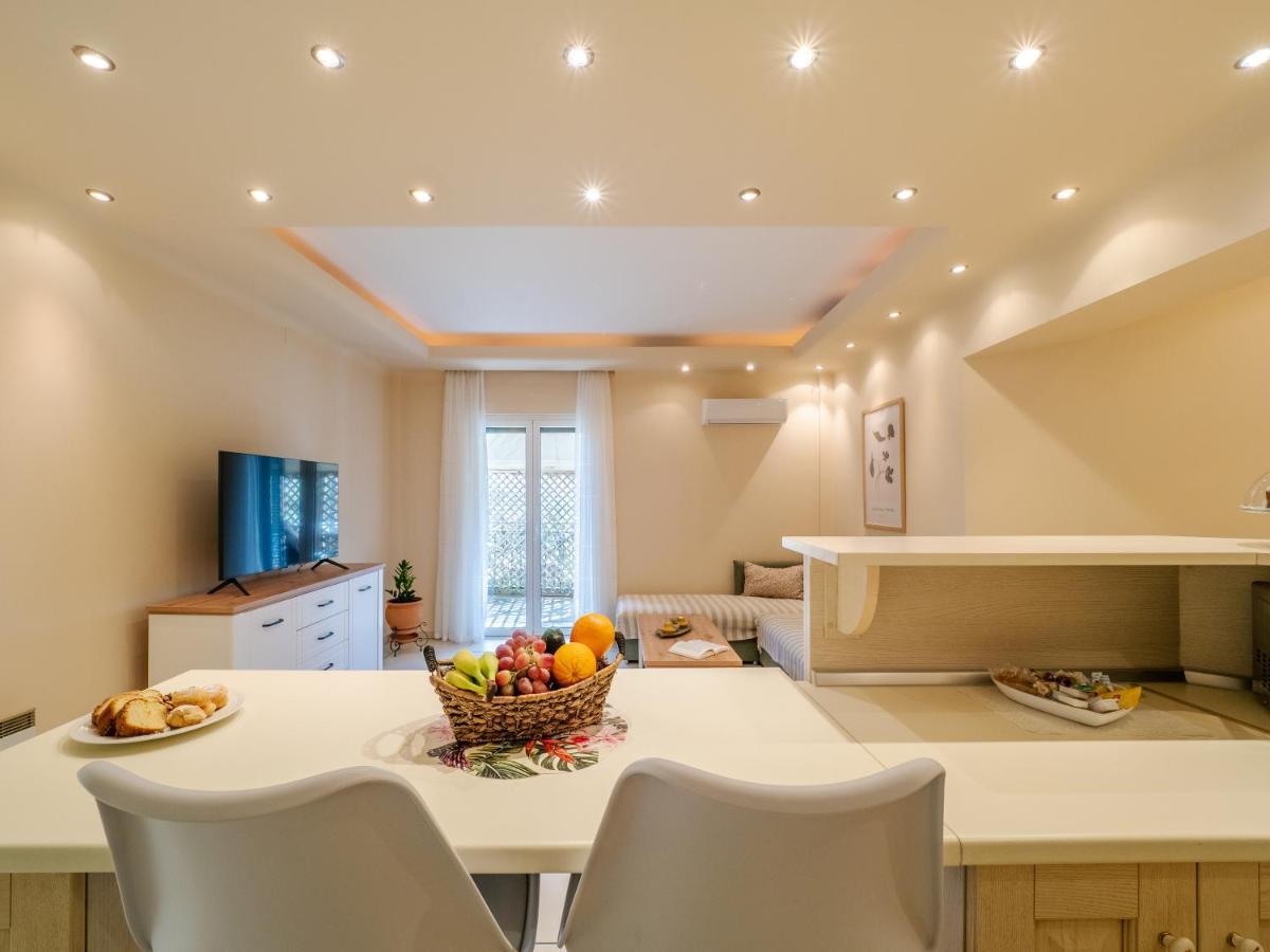 Aura Elegant Apartment Near Garitsa Bay Analipsis  Екстер'єр фото
